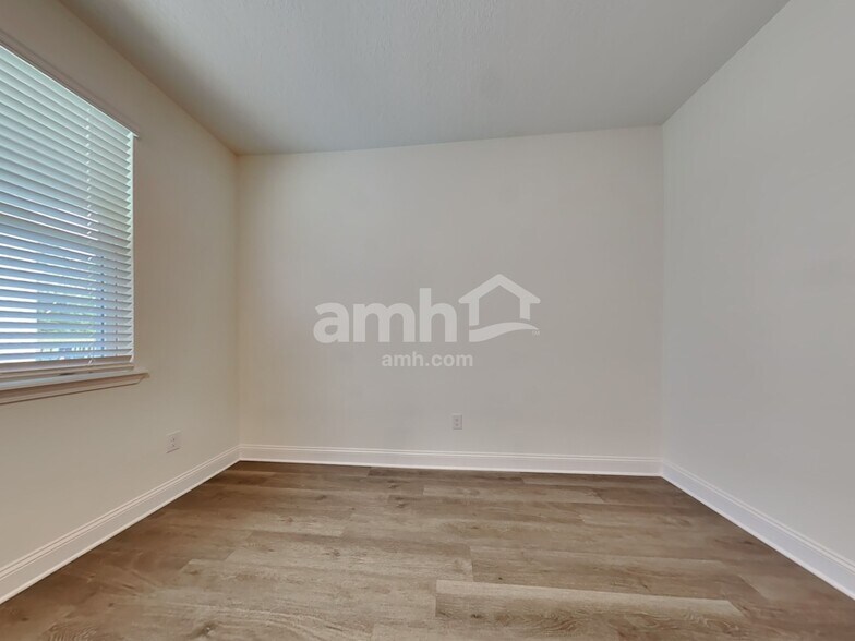 Building Photo - 12677 Percy Frst Ln