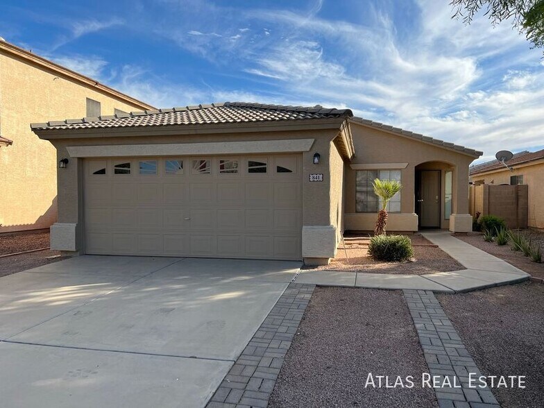 Building Photo - 841 E Lamonte St