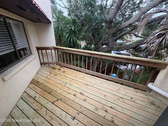 Building Photo - 8789 Live Oak Ct