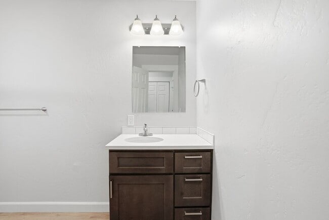 Building Photo - 3440 N Huetter Rd