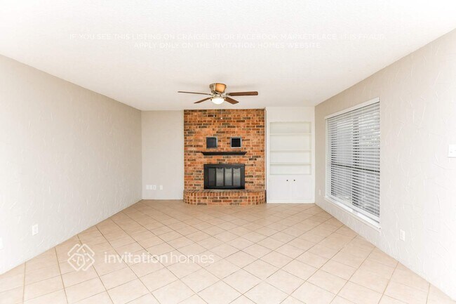 Building Photo - 101 Roselawn Dr