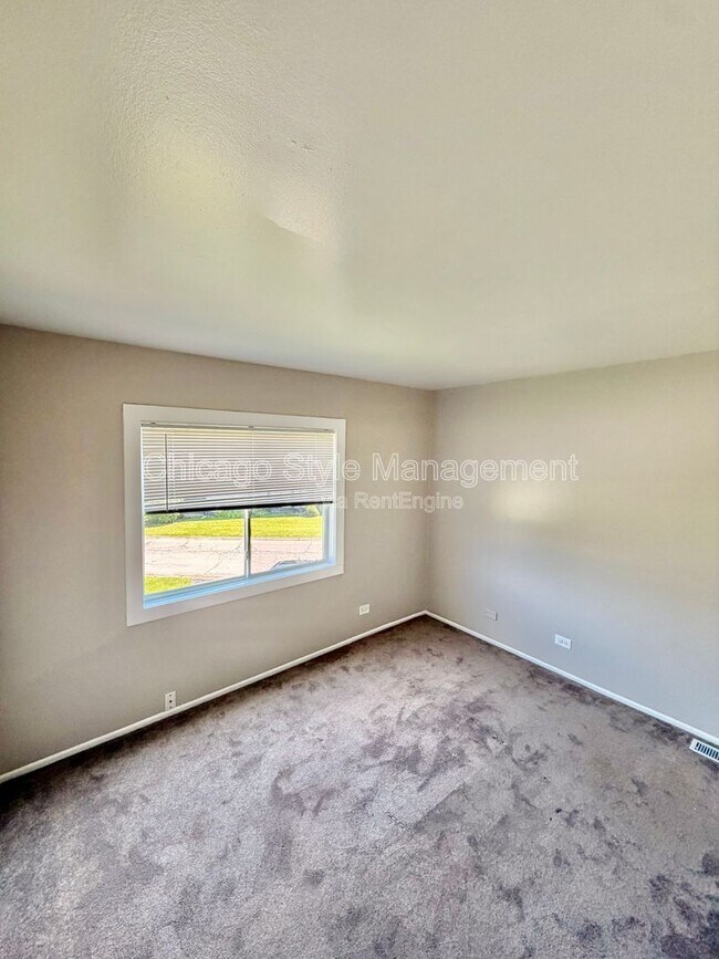 Building Photo - 748 Manteca Ct