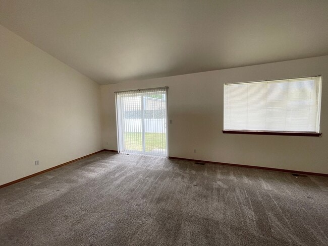 Building Photo - Stoddard Meadows Rancher
