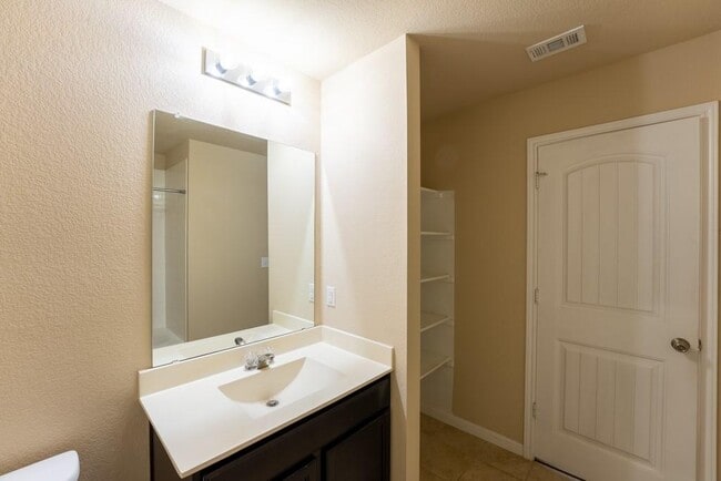 Building Photo - 5828 Roderick Dr