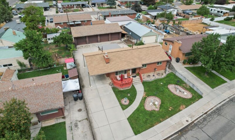 Building Photo - 329 N 1060 W St