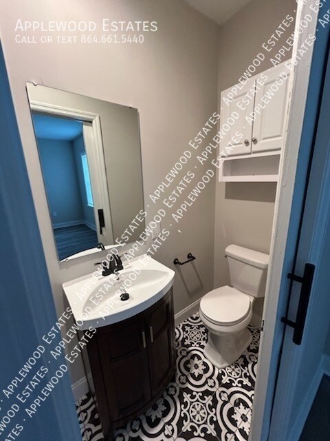 Building Photo - 298 Fremont Ave