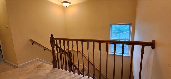 Building Photo - 196 Eagleton Dr