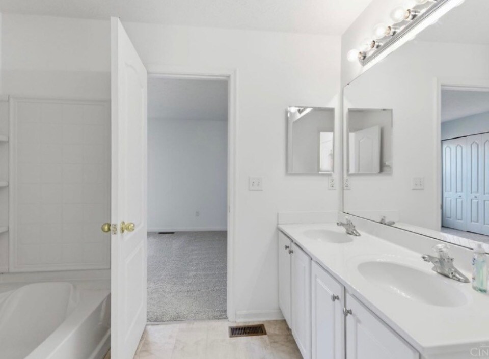 Building Photo - 4043 Spyglass Hl