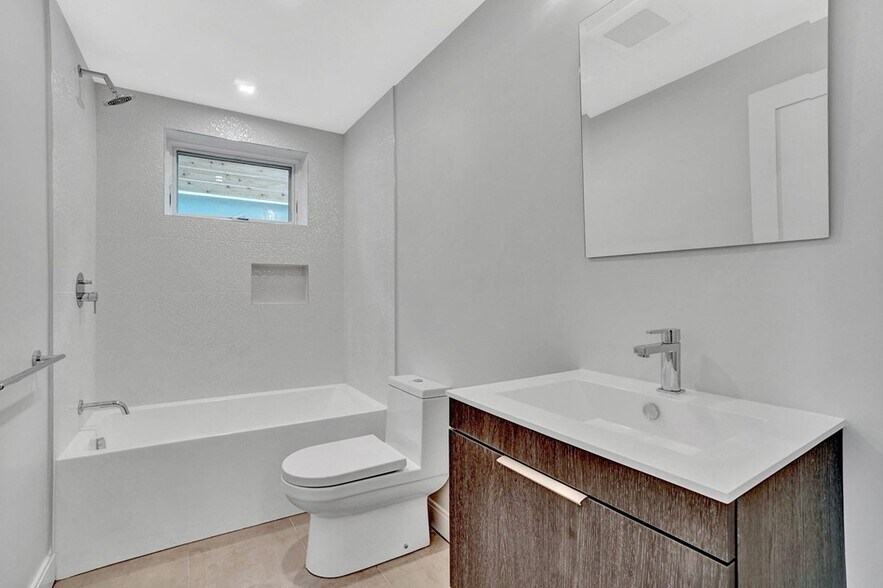 Building Photo - 297 Concord Ave