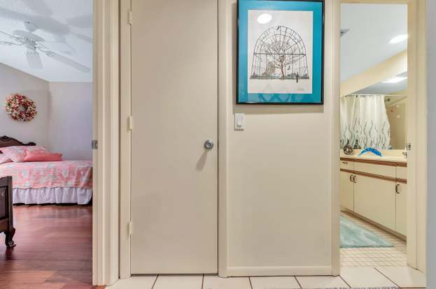 Building Photo - 33 Plantation Dr