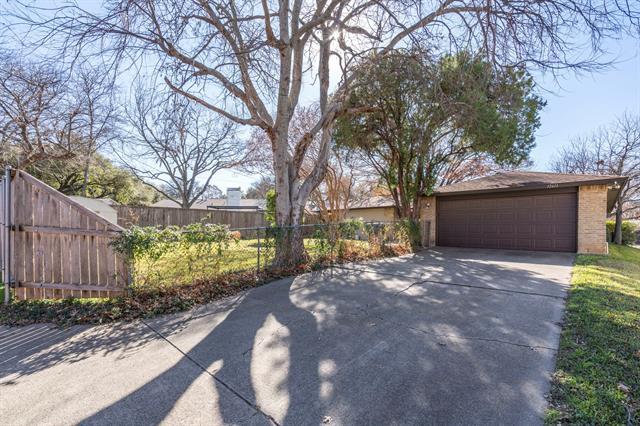 Building Photo - 12611 High Meadow Dr