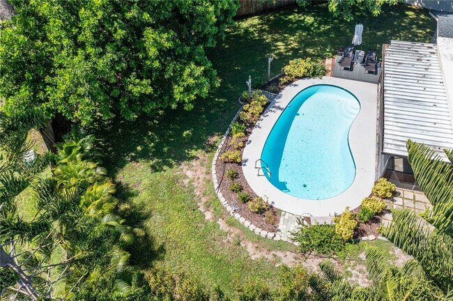 Building Photo - 11438 126th Terrace