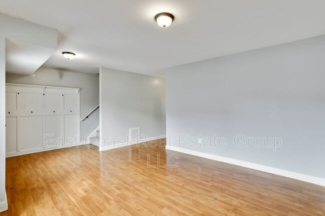 Building Photo - 38 Envy Ct