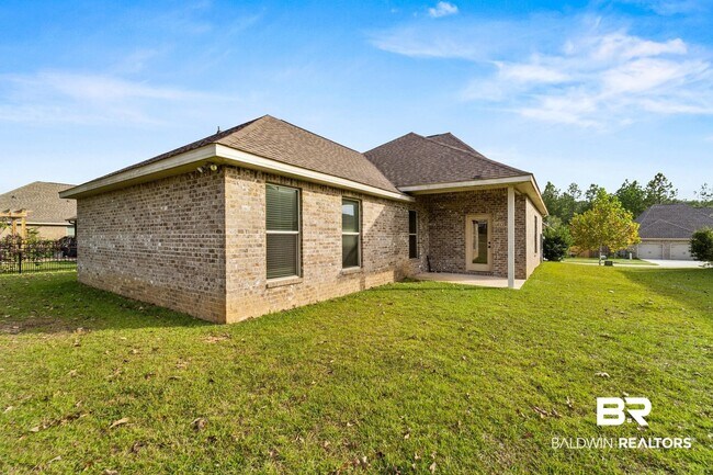 Building Photo - 782 Serpentine Dr