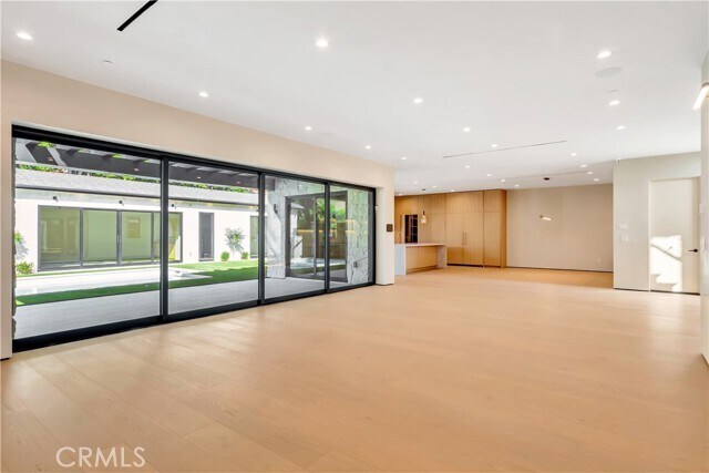 Building Photo - 5149 Beeman Ave