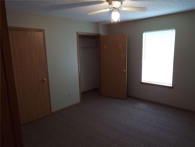 Building Photo - 1510 N Bernice Dr