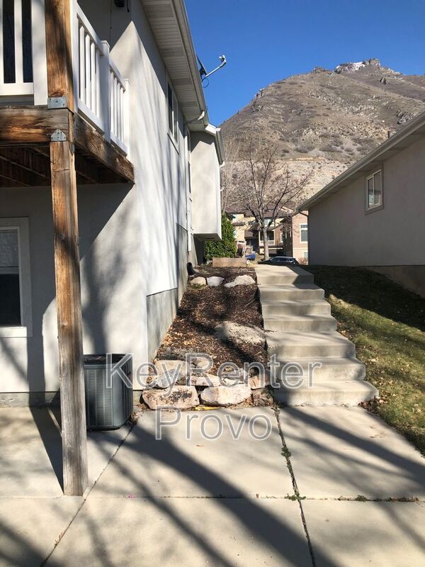 Building Photo - 852 S Slate Canyon Dr