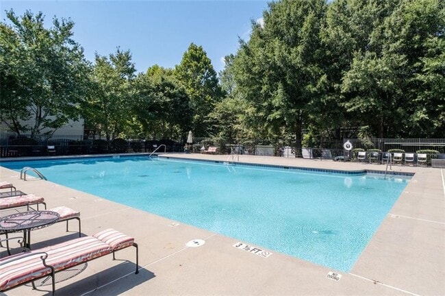 Building Photo - 6115 Riveroak Terrace