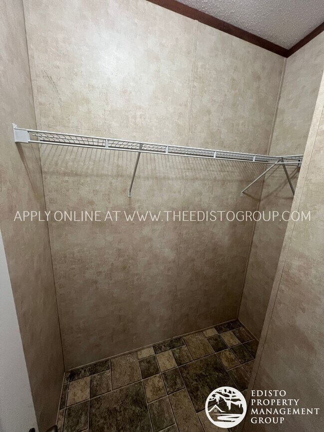 Building Photo - Charming 3-Bed, 2-Bath Country Home on 1.2 Acres – Near Bamberg & Orangeburg