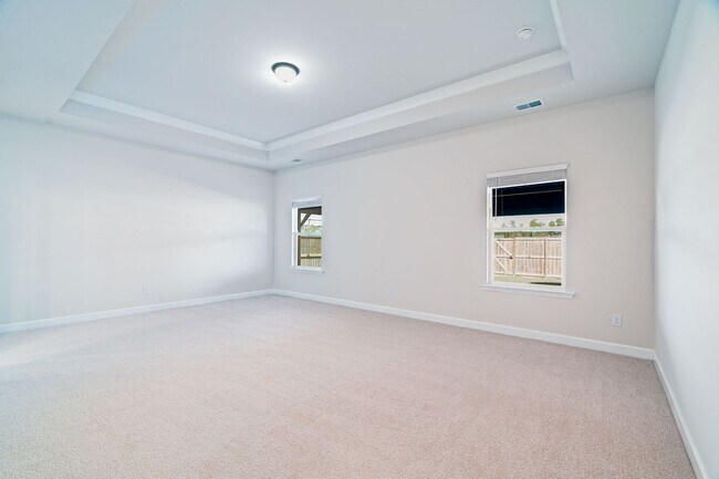 Building Photo - Elegant & Spacious Home in Summerville’s Cane Bay Community