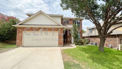 Building Photo - Spacious 2-Story 3/2.5/2 Located In Eagle ...
