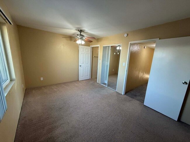 Building Photo - 931 N Euclid Ave