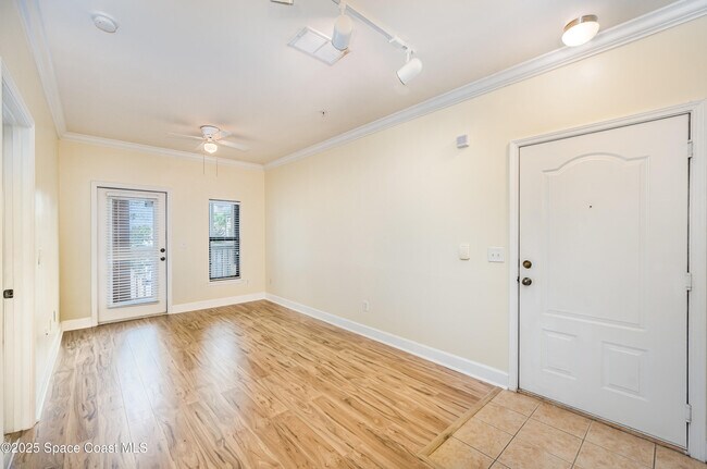 Building Photo - 6470 Borasco Dr