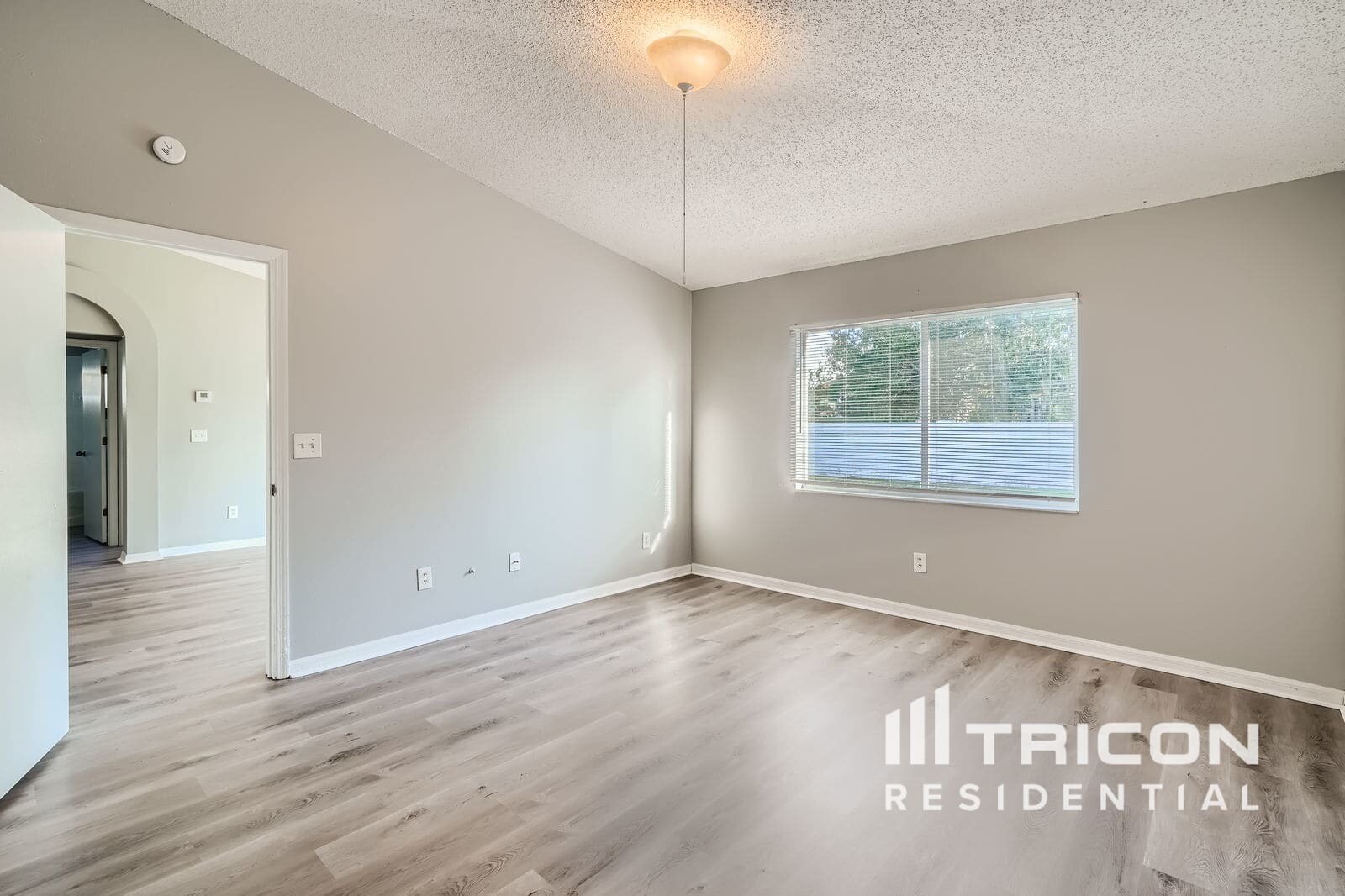 Building Photo - 11809 Brenford Crest Dr