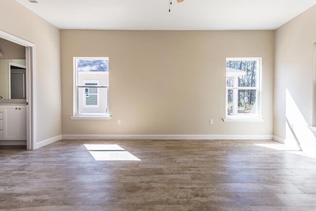 Building Photo - 343 Indian Woman Rd