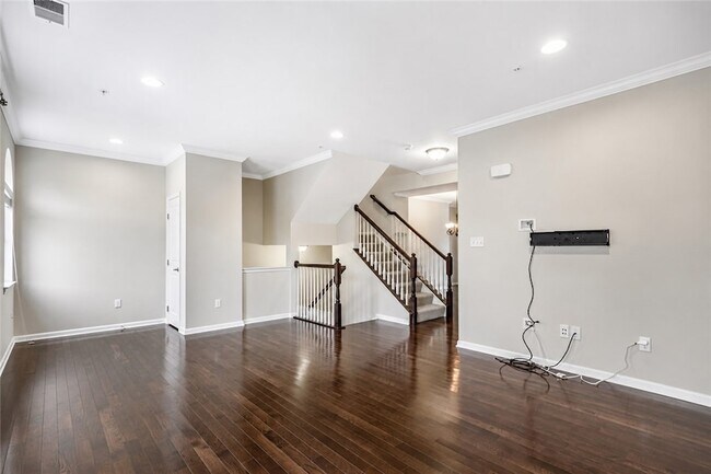 Building Photo - 248 Broadstone Dr