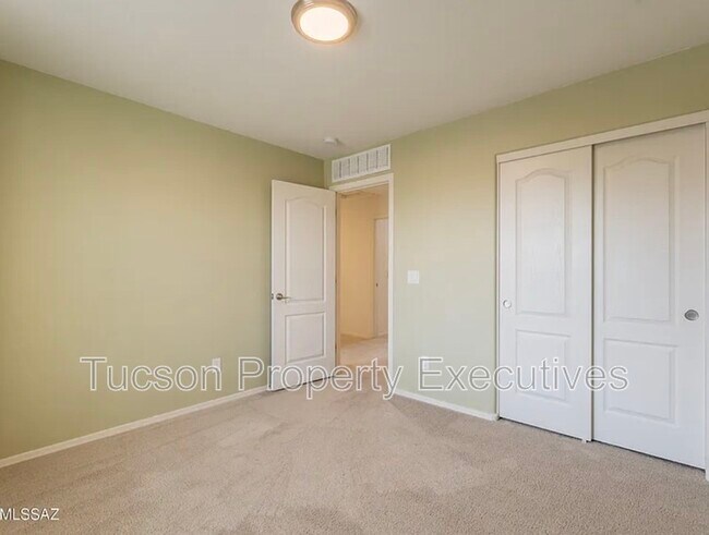 Building Photo - 11545 W Oilseed Dr