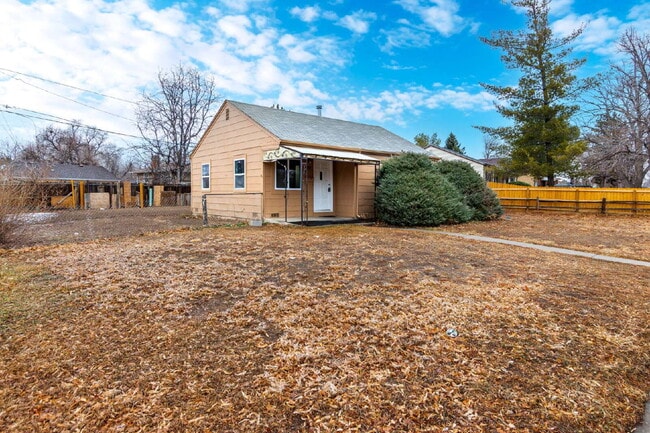 Building Photo - 981 Lansing St