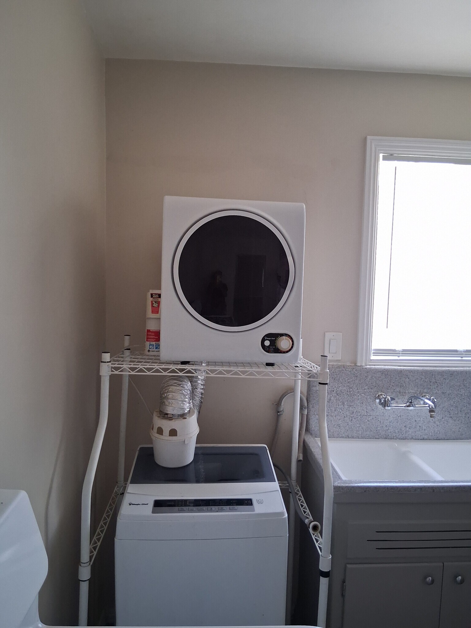 Washer/Dryer - 5850 David Ave