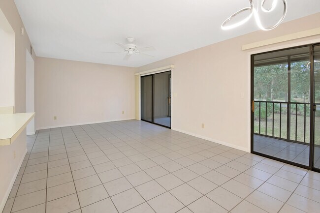 Building Photo - 38 Tarragona Ct