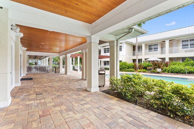 Building Photo - 3506 54th Dr W