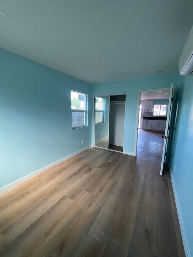 Building Photo - Brand new constructed! Triplex, 2 bedroom 1 bath