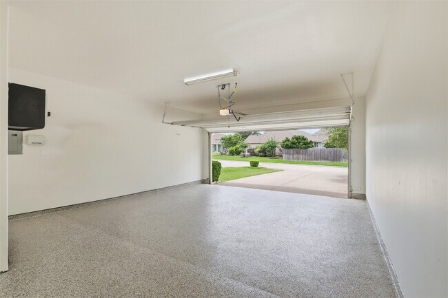 Building Photo - 11307 Grand Creek Ln