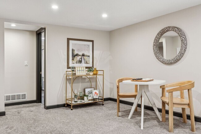 Building Photo - Gorgeous Like New Remodeled Edina Beauty w...