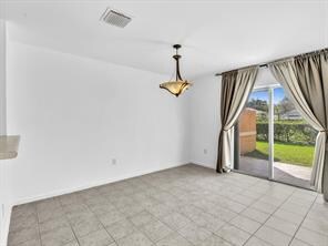 Building Photo - 9920 NW 19th Pl