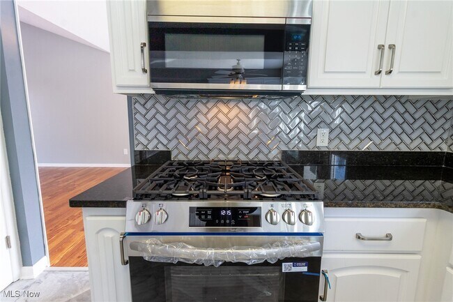 Building Photo - 24434 Emmons Rd