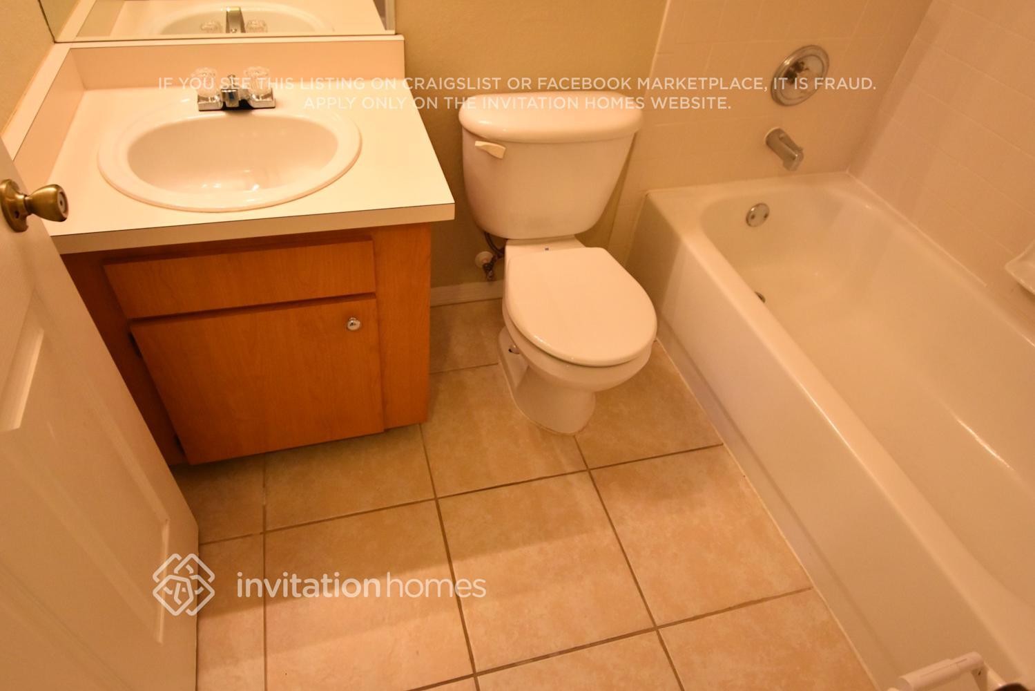 Building Photo - 277 Boca Ciega Rd