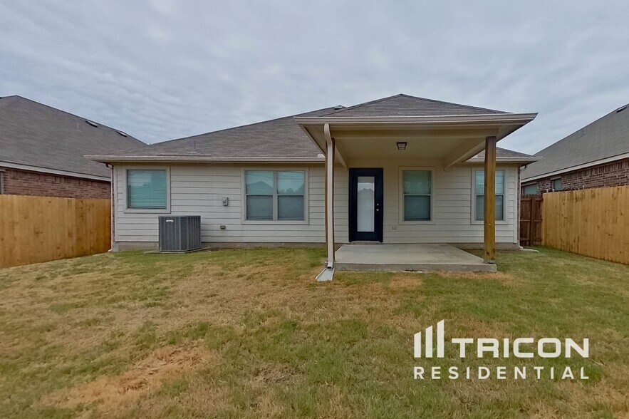 Building Photo - 6332 Spring Ranch Dr