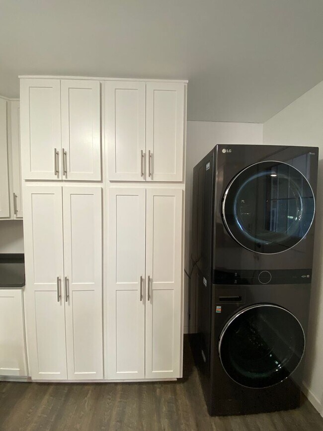 Building Photo - 1745 N Eldorado Ave