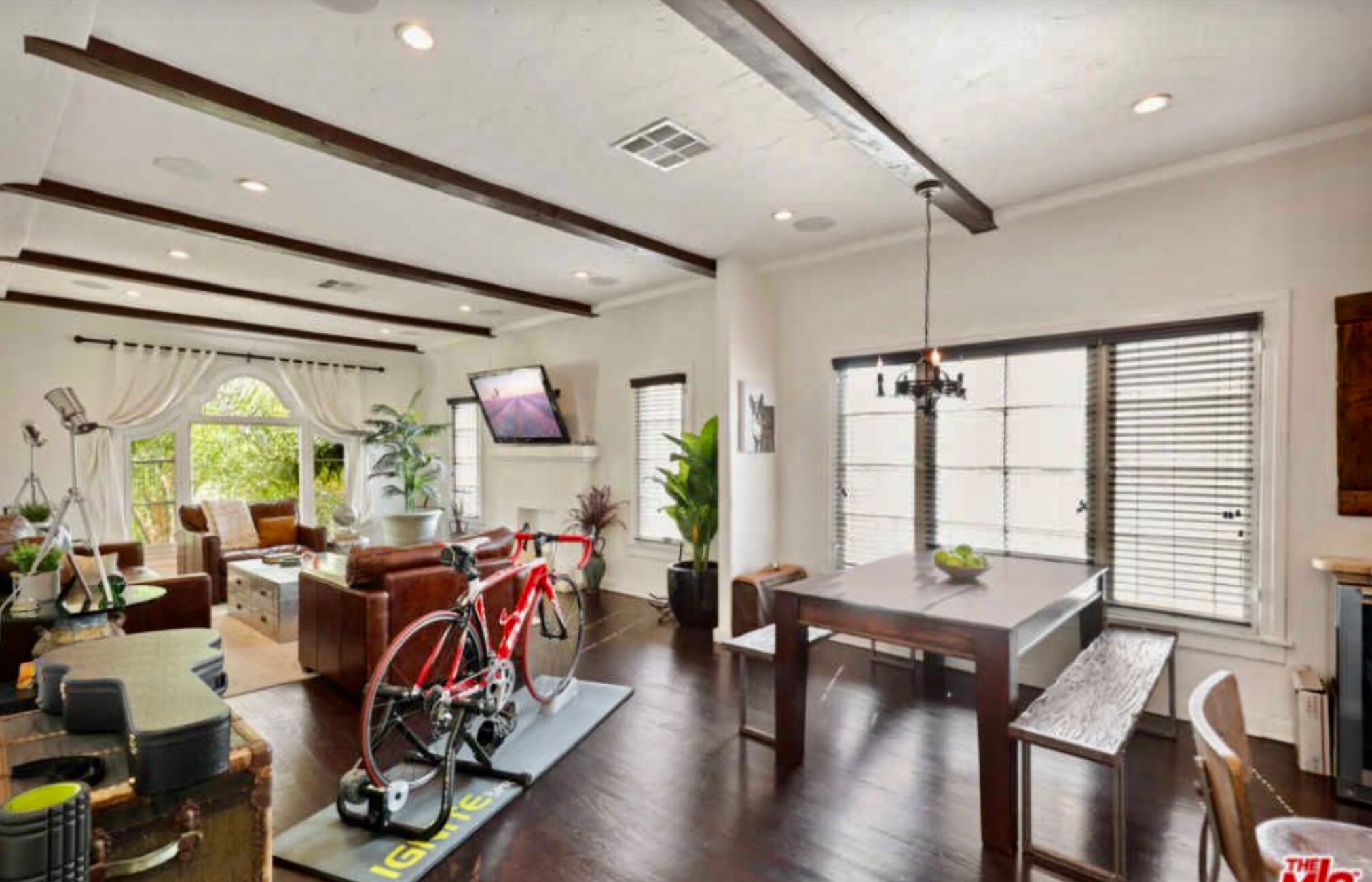 Building Photo - 5191 W 20th St