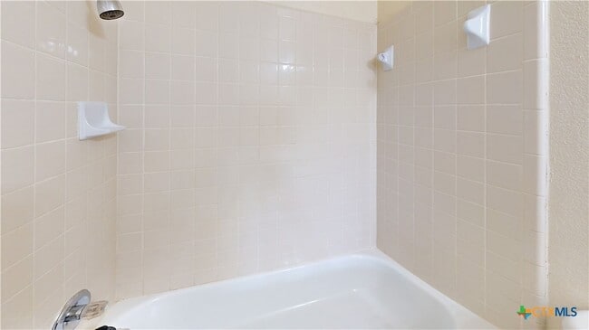 Building Photo - 4302 Jeff Scott Dr