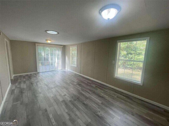 Building Photo - 32 Sherwood Loop