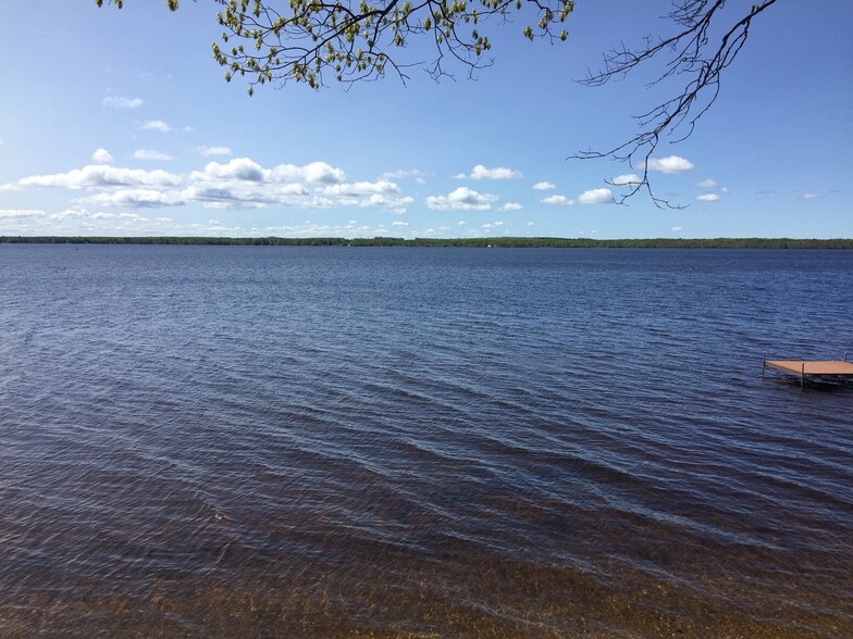 Building Photo - 7990 Paradise Trl