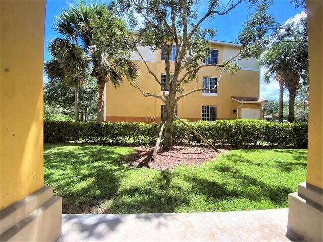 Building Photo - 6768 Heritage Grande