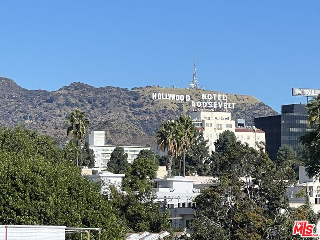 Building Photo - 1227 N Formosa Ave