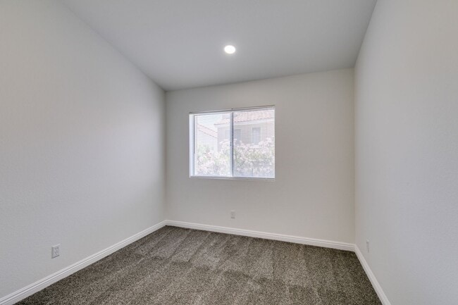 Building Photo - Charming Summerlin Two-Story with Cozy Fireplace & Spacious Layout